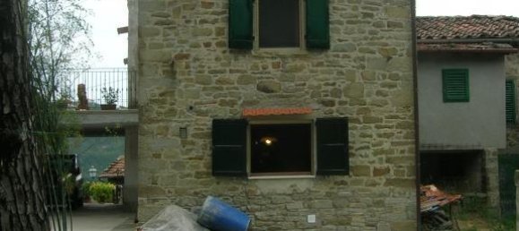 3 chambres Maison à Castel San Niccolò, Italy No. 252557 2