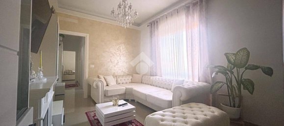 2 Schlafzimmer Wohnung in Crema, Italy, Nr. 155058 3