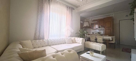 2 Schlafzimmer Wohnung in Crema, Italy, Nr. 155058 10