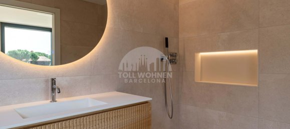 5 Schlafzimmer Villa in Gava, Spain, Nr. 73271 10