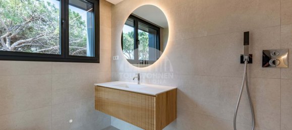 5 Schlafzimmer Villa in Gava, Spain, Nr. 73271 11