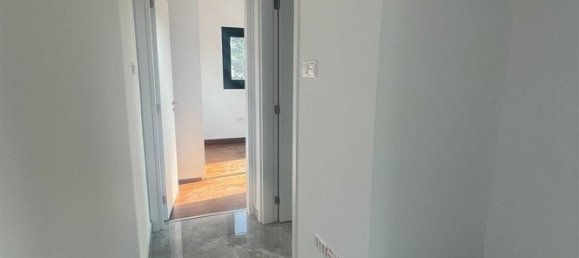 2 bedrooms Apartment in Germasogeia, Cyprus No. 526 6