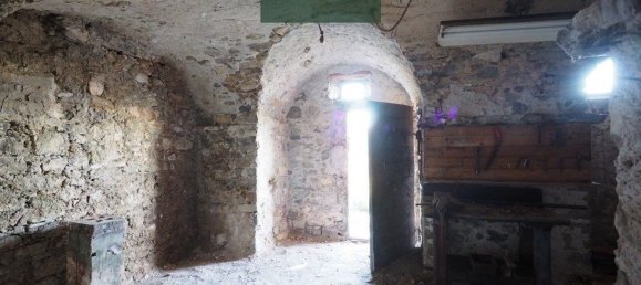 11-Zimmer Wohnung in Podenzana, Italy, Nr. 142705 36