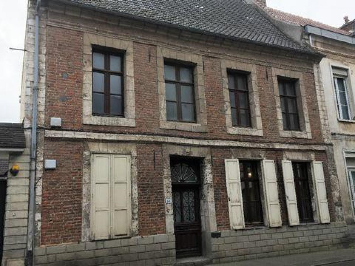 Casa de 3 dormitorios en Lillers, France No. 23721