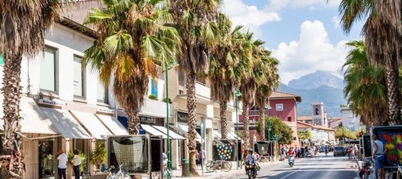 Villa de 7 habitaciónes en Forte dei Marmi, Italy No. 95903 32