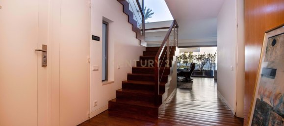 3 غرف نوم منزل ذو طابقين في Cascais, Portugal رقم 96358 26