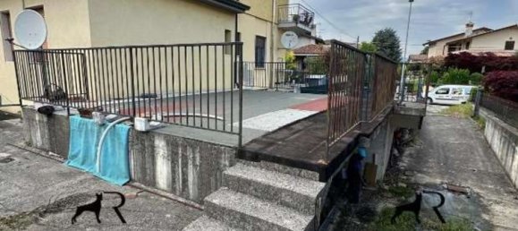 3-salle Appartement à Calcinato, Italy No. 12164 2