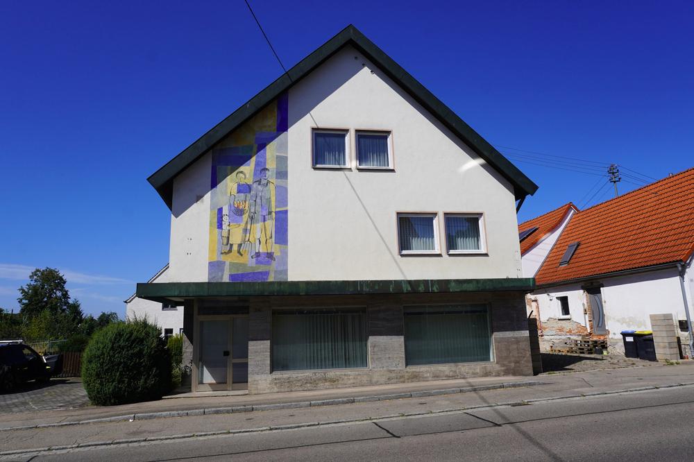 7 rooms Townhouse in Gunzburg, Germany No. 267131