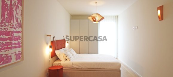 Квартира с 3 спальнями в Вила Нова ди Гая, Португалия № 159555 14