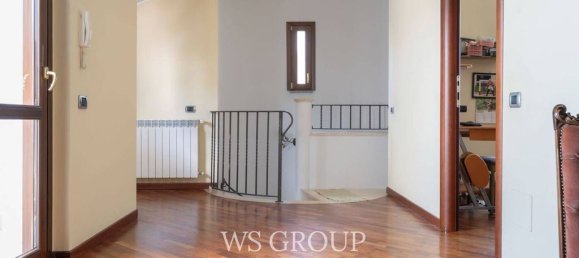 4 Schlafzimmer Villa in Bernareggio, Italy, Nr. 296868 32