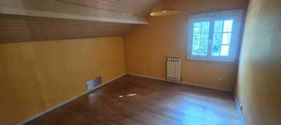 3 bedrooms House in Saint-Cyr-sur-le-Rhone, France No. 195759 6