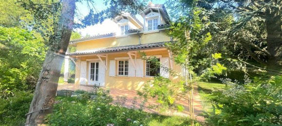 3 bedrooms House in Saint-Cyr-sur-le-Rhone, France No. 195759 9