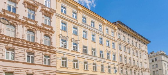 Квартира с 2 комнатами в Альзергрунд, Австрия № 216531 2