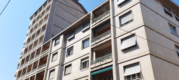 4-salle Appartement à Turin, Italy No. 31991 2