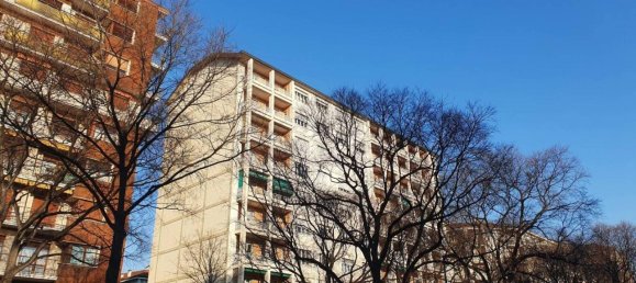 4-salle Appartement à Turin, Italy No. 31991 4