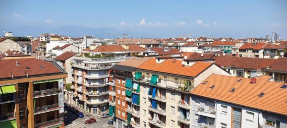 4-salle Appartement à Turin, Italy No. 31991 46