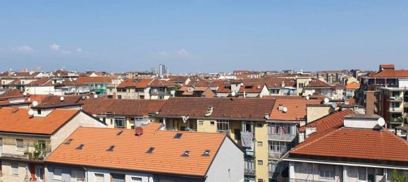 4-salle Appartement à Turin, Italy No. 31991 45