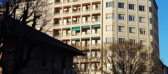 4-salle Appartement à Turin, Italy No. 31991 5