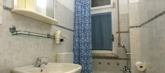 4-salle Appartement à Turin, Italy No. 31991 33