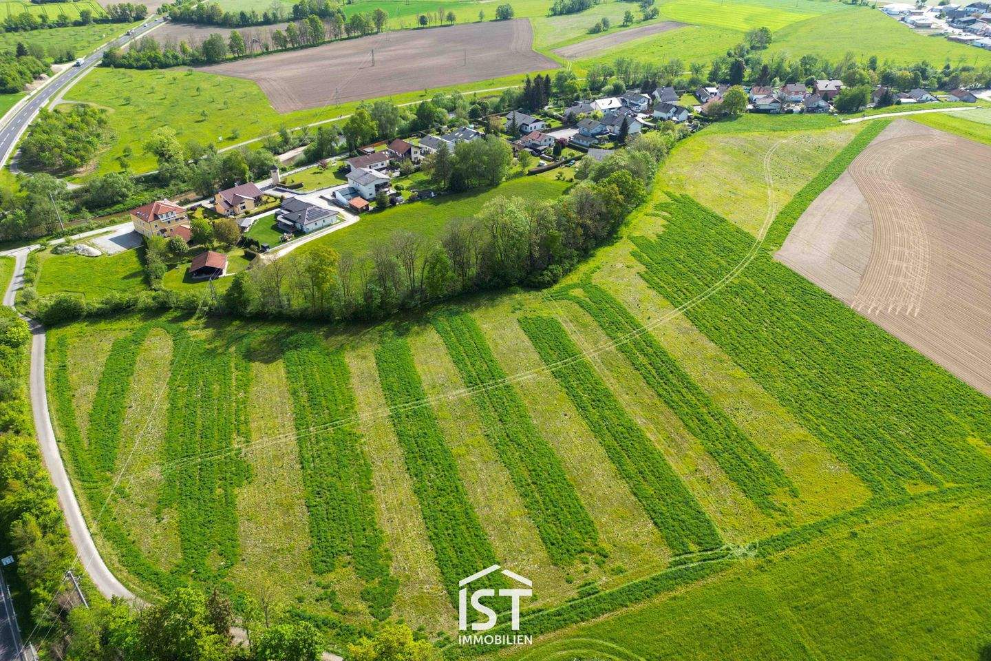 Terrain à Altheim, Austria No. 44944