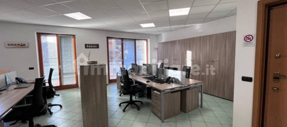 3-salle Bureau à Rho, Italy No. 91604 13