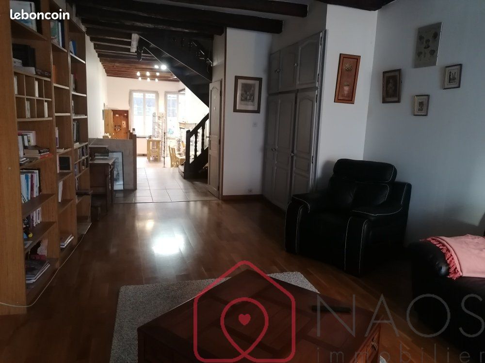 3 bedrooms Apartment in Tournus, France No. 59497