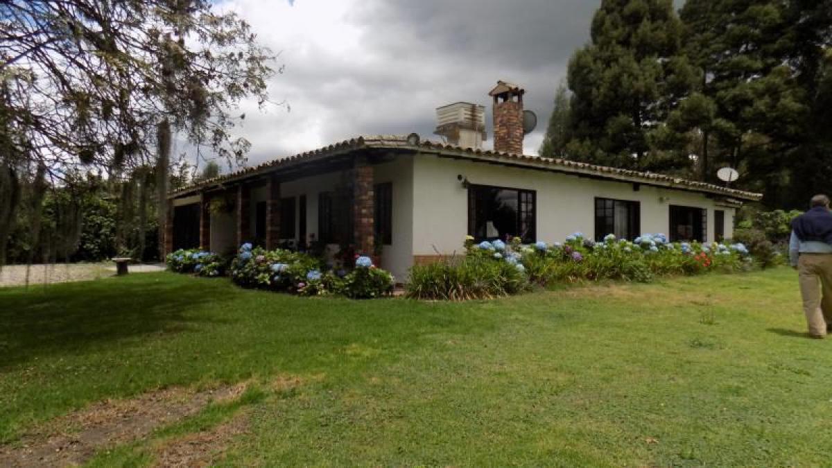 Дом с 3 спальнями в Кундинамарка, Колумбия № 5523