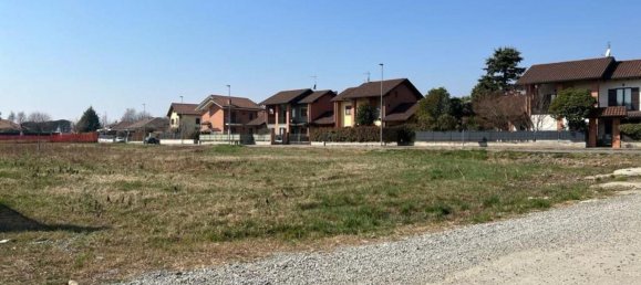 1 room Land in San Carlo Canavese, Italy No. 17614 11