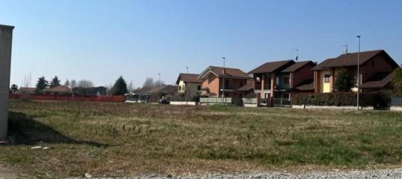 1 room Land in San Carlo Canavese, Italy No. 17614 8