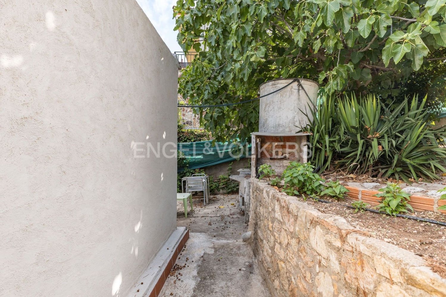 2 bedrooms House in Vallirana, Spain No. 182731