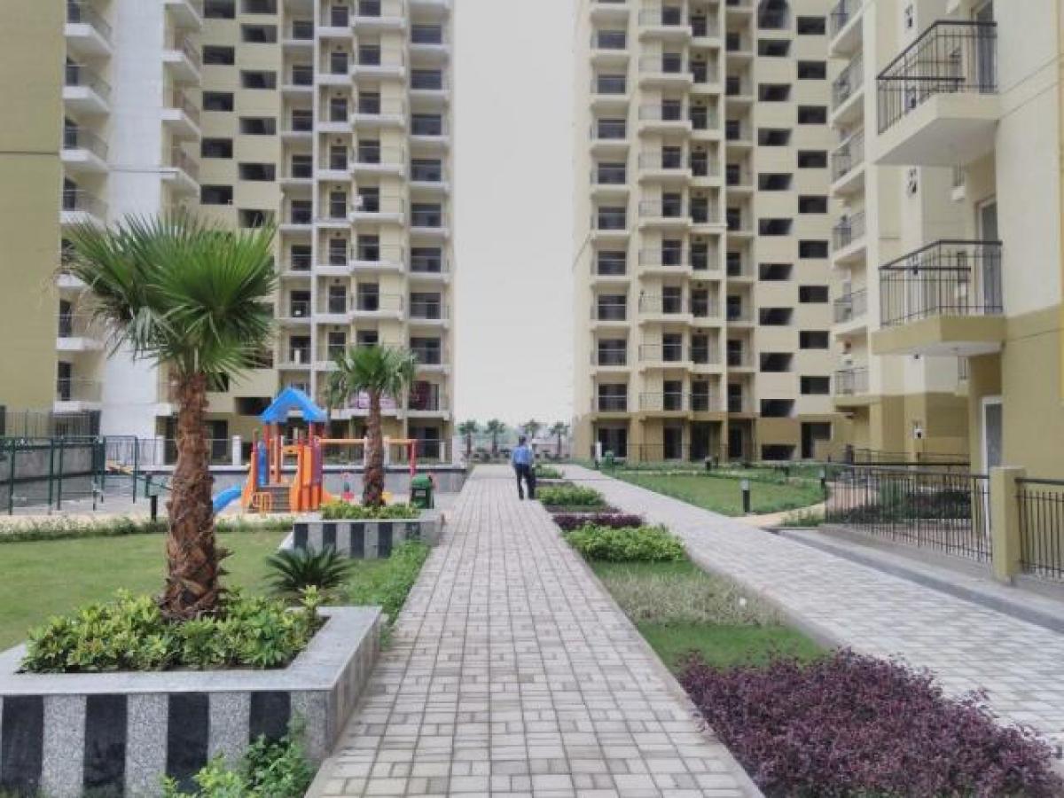 2 bedrooms House in Noida, India No. 67141