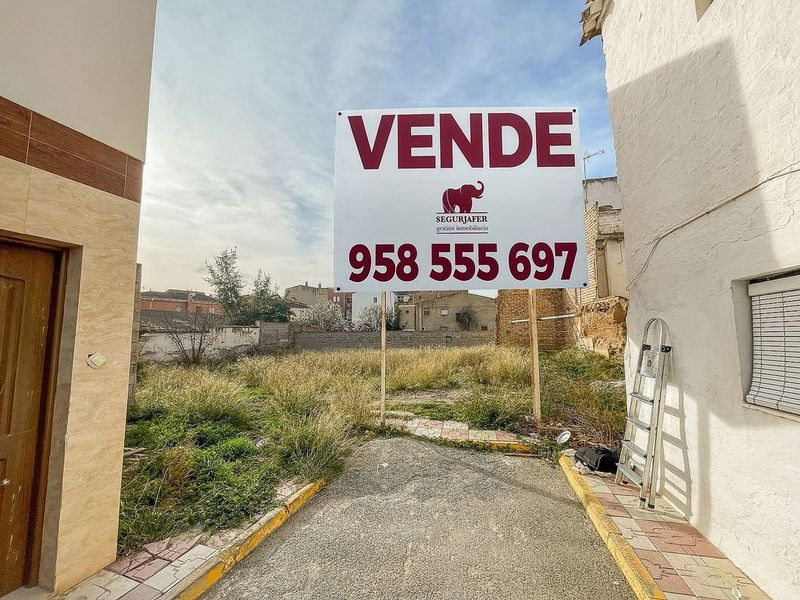  قطعة أرض في Granada, Spain 644متر مربع رقم 227381