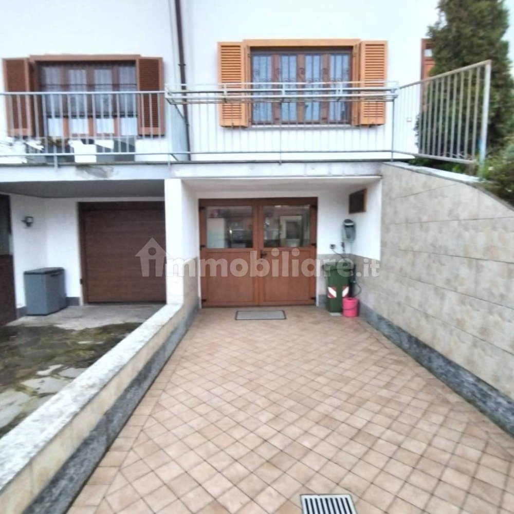 Дом с 3 спальнями в Сан Рокко аль Порто, Италия № 16224