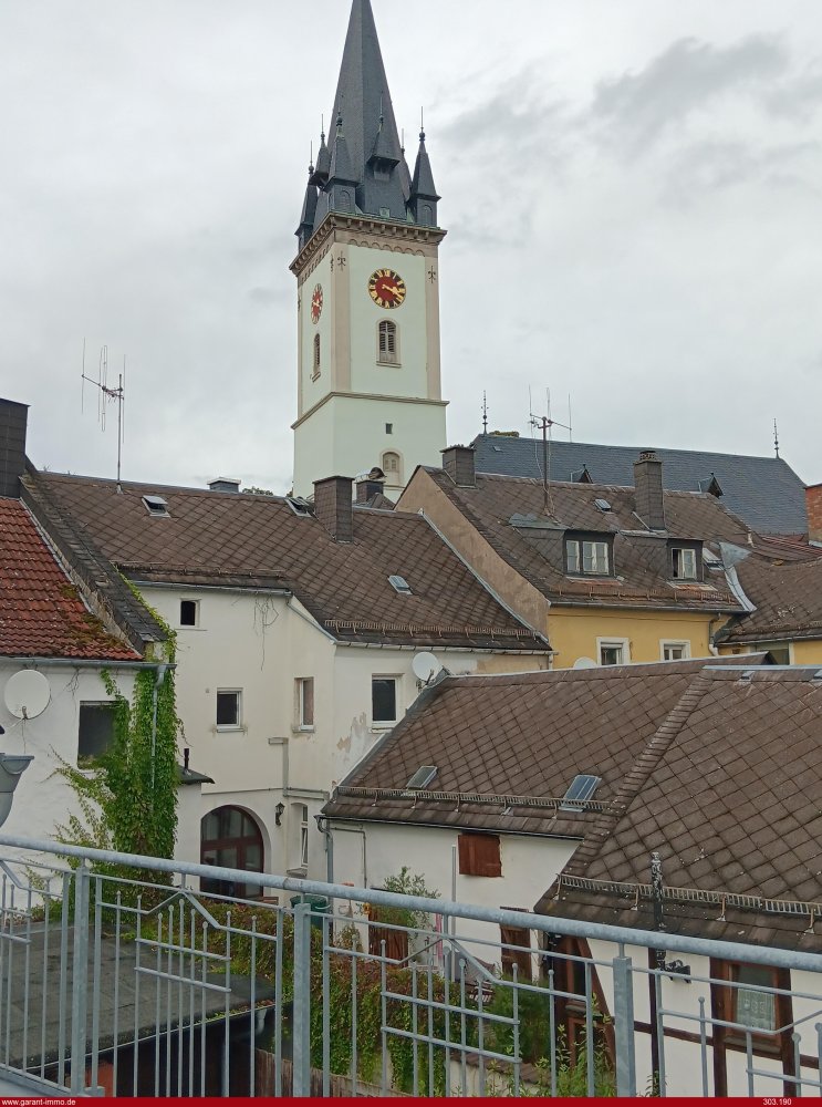 4 bedrooms Building in Hof, Germany No. 118337