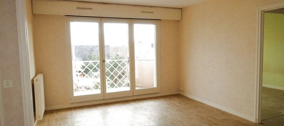 1 bedroom Apartment in Orsay, France No. 151261 2