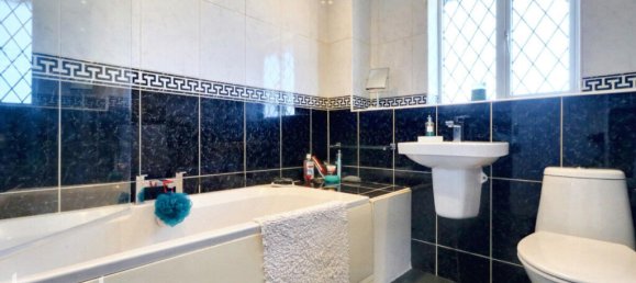 3 Schlafzimmer Gewerbliche Immobilie in Gravesend, United Kingdom, Nr. 4935 18