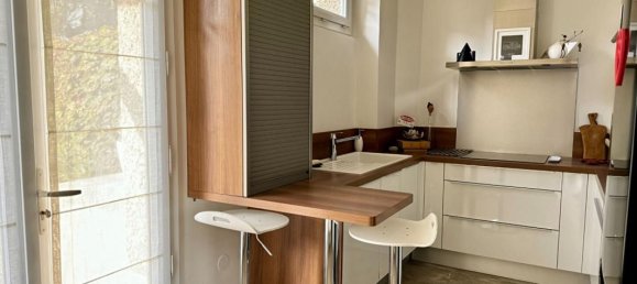 Дом с 5 спальнями в Гросле, Франция № 178504 6