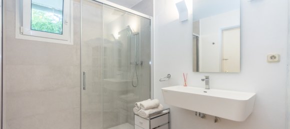 7 bedrooms Villa in Benalmadena, Spain No. 21515 20