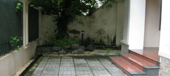 5 bedrooms Villa in Tay Ho, Vietnam No. 5767 3