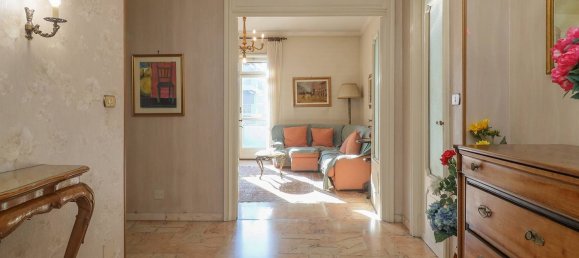 5 rooms Apartment in Turin, Italy No. 58347 6