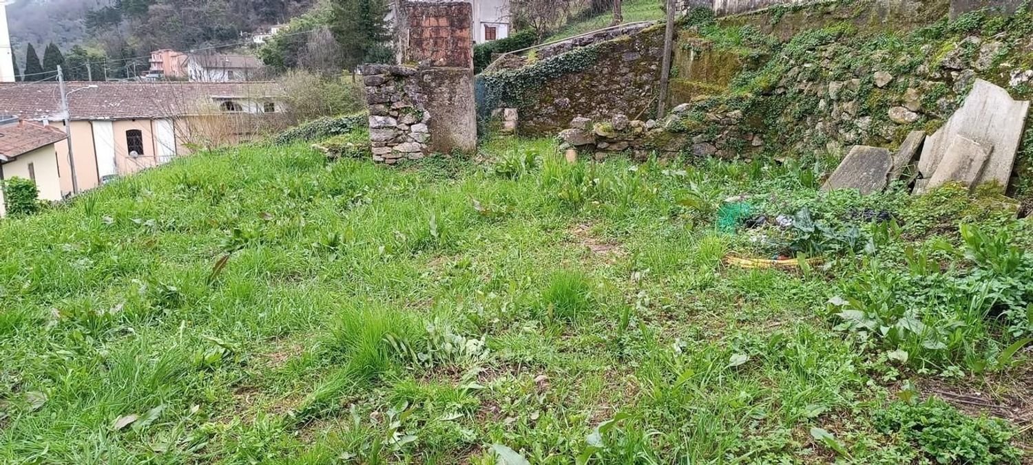 3 rooms House in Carrara, Italy No. 44316