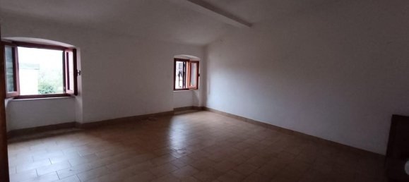 3 rooms House in Carrara, Italy No. 44316 12