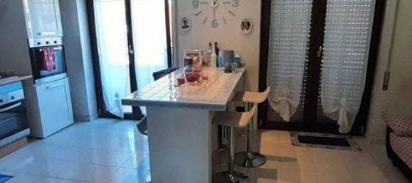 4-salle Maison à Aprilia, Italy No. 37374 8