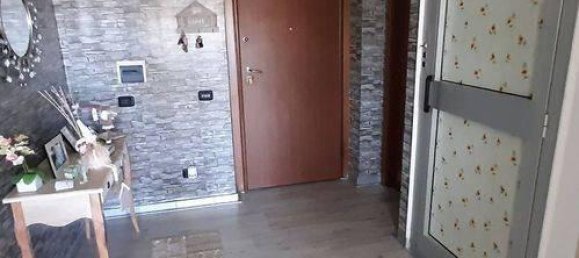 4-salle Maison à Aprilia, Italy No. 37374 5