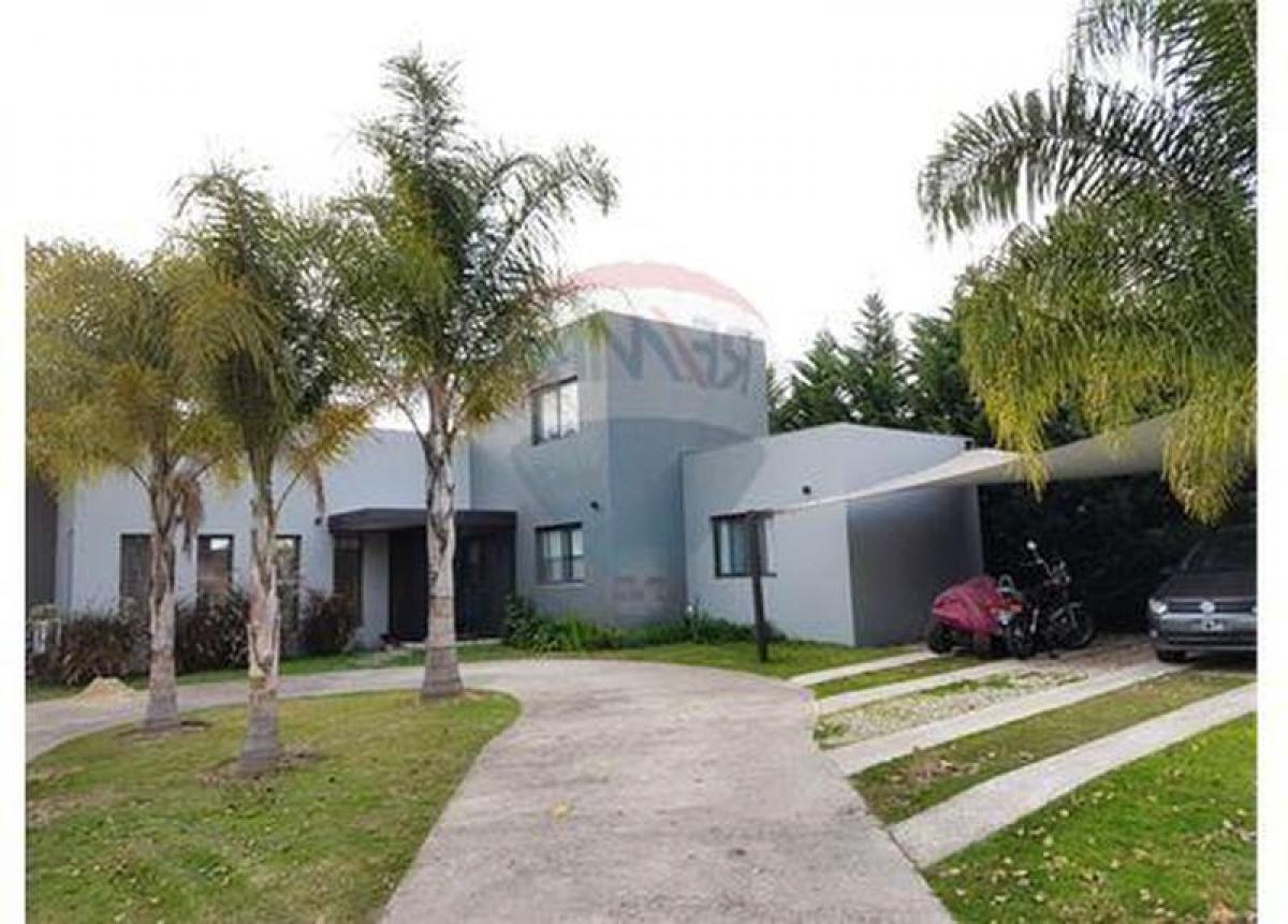 4 bedrooms House in Tigre, Argentina No. 9086