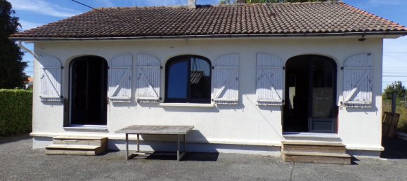 2 bedrooms House in Mervent, France No. 109791 8