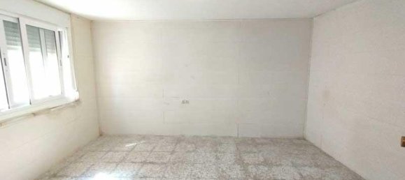 Casa de 3 dormitorios en Pina de Ebro, Spain No. 62017 18