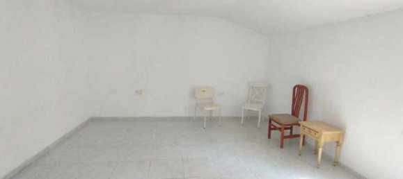 Casa de 3 dormitorios en Pina de Ebro, Spain No. 62017 28