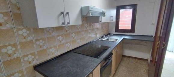 Casa de 3 dormitorios en Pina de Ebro, Spain No. 62017 15