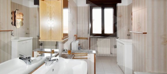 3غرفة شقة في Busto Garolfo, Italy رقم 20446 34